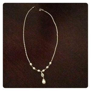 Pearl hand made necklace